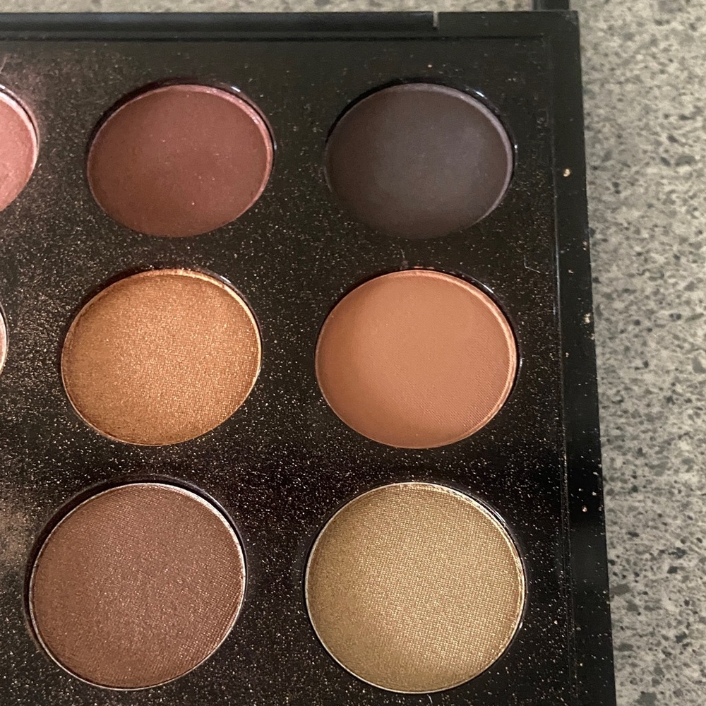 MAC Cosmetics Warm Neutrals Eyeshadow Palette - Picture 2 of 4